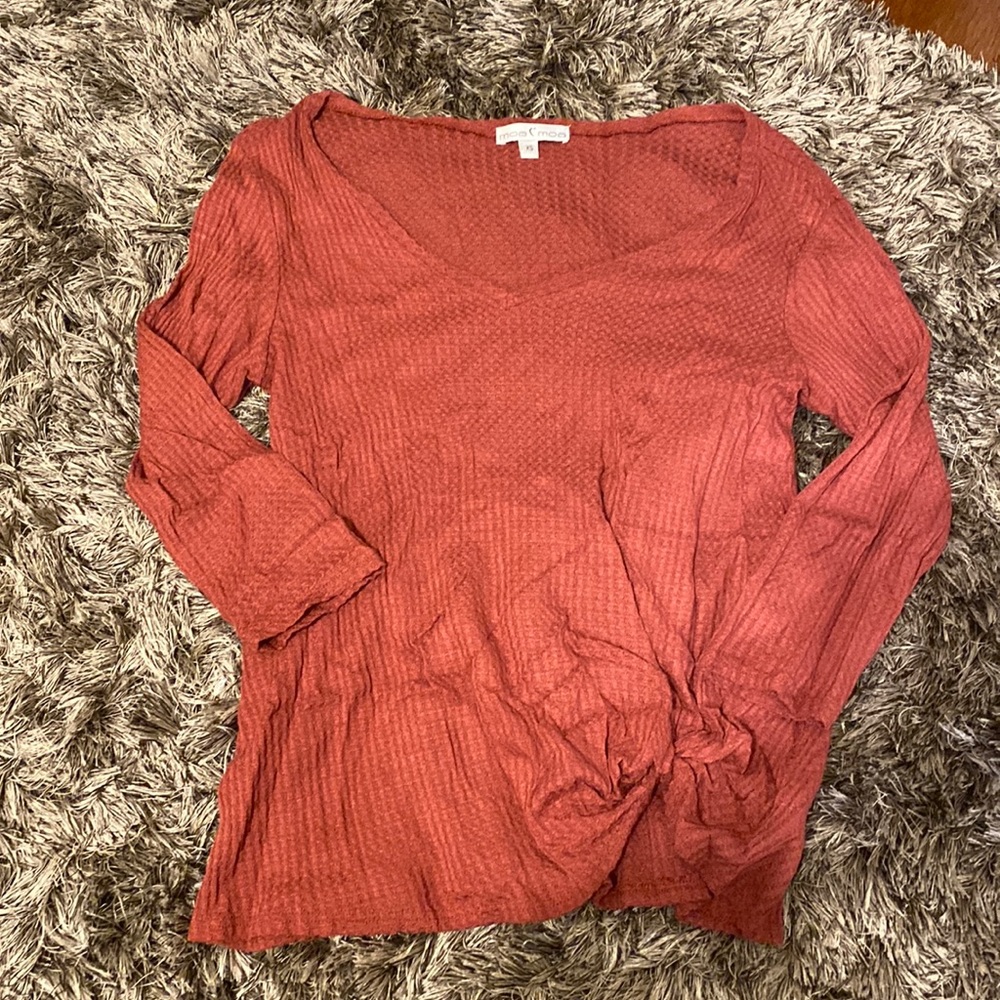 Super cute waffle knit shirt